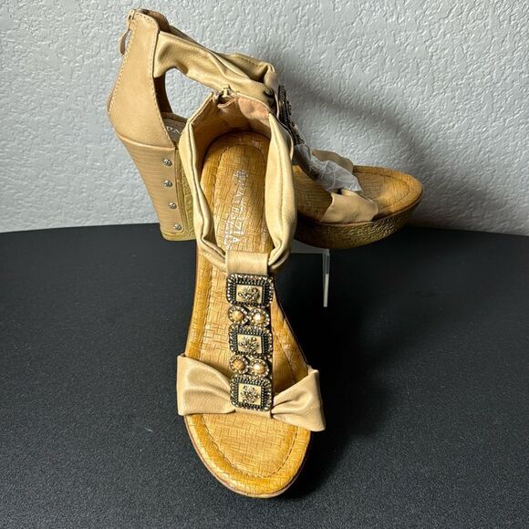 PATRIZIA TAN WEDGE SANDAL (NEW WITHOUT TAG) SIZE 39 (8) - Picture 1 of 7